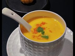 -鲜入唯煮·港式海鲜牛肉火锅(金宝街店)