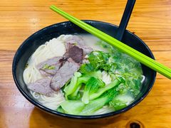 -志权牛肉面(灵山路店)