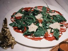 威尼斯风味生牛肉薄片配芝麻菜-IL TEATRO 精品意大利餐厅