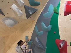 -ROCKPLUS攀岩馆(环宇城店)