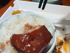 -魏铭鱼头捞饭(晋阳路店)