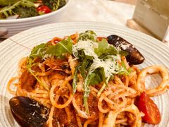 -théATRE茶聚场·餐厅(环球金融中心店)