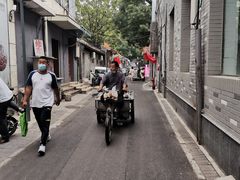 -毛辣果·贵州红酸汤牛肉火锅(西单店)