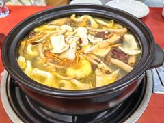 -菌之家·专业纯野生菌火锅·特色炒菌
