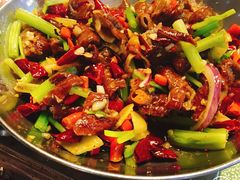 -独一佳老胡湘菜馆(矿山路店)
