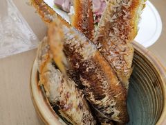 香酥烤子鱼-苏小柳点心·手作小笼包(浦东嘉里城分院)