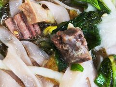 -啊墨江牛烂烀米线