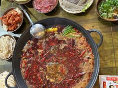 -黄潇洒老火锅(九眼桥宏济巷店)