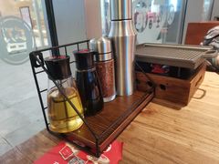 -怪噜范·老贵阳街头名小吃(数博万达店)