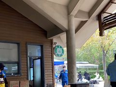 -吴淞炮台湾湿地森林公园烧烤区