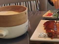 酥不腻烤鸭-小大董·烤鸭(观景餐厅·南京西路店)