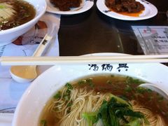 大排面-鸿瑞興面馆(梅岭店)