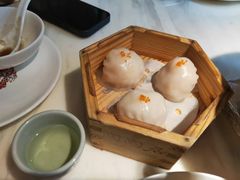 个头超大的虾饺-陶陶居酒家(新天地店)