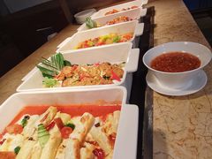 -大中华希尔顿酒店-念自助餐·嗨啤·小龙虾