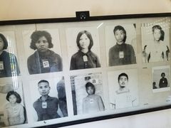 -吐斯廉屠杀博物馆