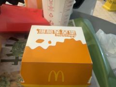 -麦当劳(假日广场店)