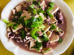 -华龙特色大骨鸡农家菜馆