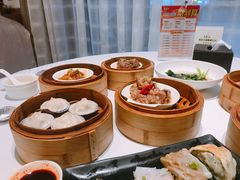 -万龙洲海鲜(大兴绿地缤纷城店)