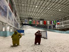 -乔波室内滑雪场