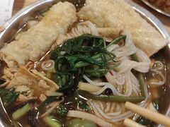 -柳州肥姨妈大骨螺蛳粉(东靖路店)