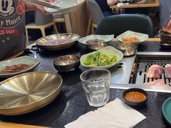 -臻牛烤肉