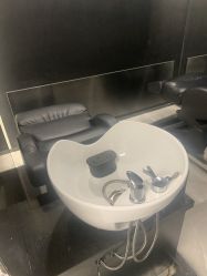 -简法造型·品牌形象店