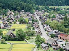 -白川乡与五箇山的合掌构造村落