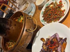 -一坐一忘云南菜(嘉里中心店)