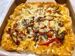 雪花芝士四合一披萨-必胜客(中大银泰店)