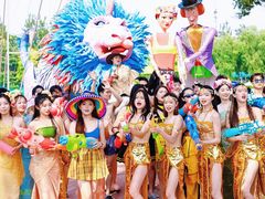 -欢乐水魔方水世界