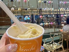 -VENCHI 闻绮(北京国贸商城店)