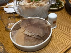 -佬土鹅肠火锅(中建大观店)