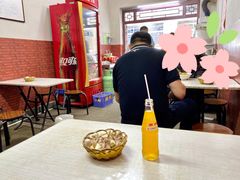 大堂-肖家面馆