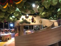 -水桶王国主题餐厅·聚会·生日派对·亲子活动·家庭套餐(亚龙湾希尔顿店)