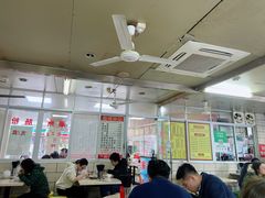 大堂-华威达牛庄(黄埔大道西店)