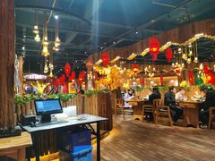 大堂-老滇山寨•云南特色菜•地方菜•民族风情歌舞表演(金碧店)