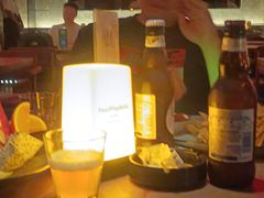 -FOUR PLAY BAR
