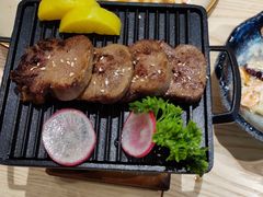 -酉品食厅·居酒小食堂(无锡蠡湖科研大厦店)