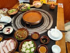 -阿山卓·野生菌火锅·纳西火塘烤肉