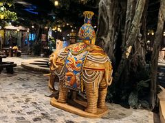 -泉城欧乐堡戏水湾艺术养生温泉