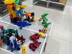 -TOYSRUS玩具反斗城(上海万象城店)