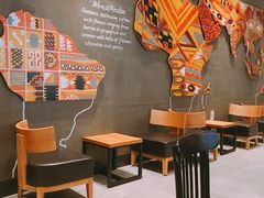 用餐区-星巴克臻选(舟山凯虹广场店)