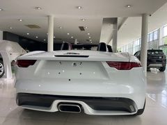 -上海伟杰·捷豹路虎4S店(闵行店)