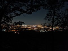 -鬼笑石后山停车场