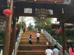 -楠柏弯休闲山庄(梨花溪店)