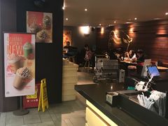 -星巴克(浦东机场T2到达店)