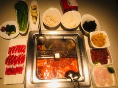 -海底捞火锅鲜切牛肉主题店(长寿路店)