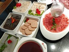 -陆派巴倒烫火锅(城东店)