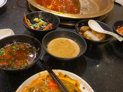 -沸炉重庆老火锅(军事博物馆店)