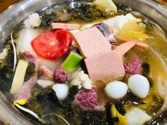 -泸州酸菜豆花火锅川师店